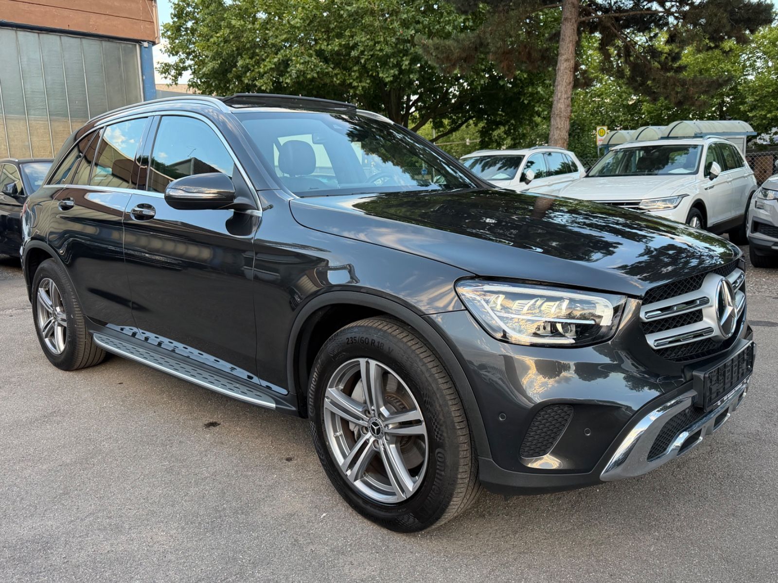 Mercedes-Benz GLC 300 d 4Matic *Exclusive+Head-up+Pano+AHK*