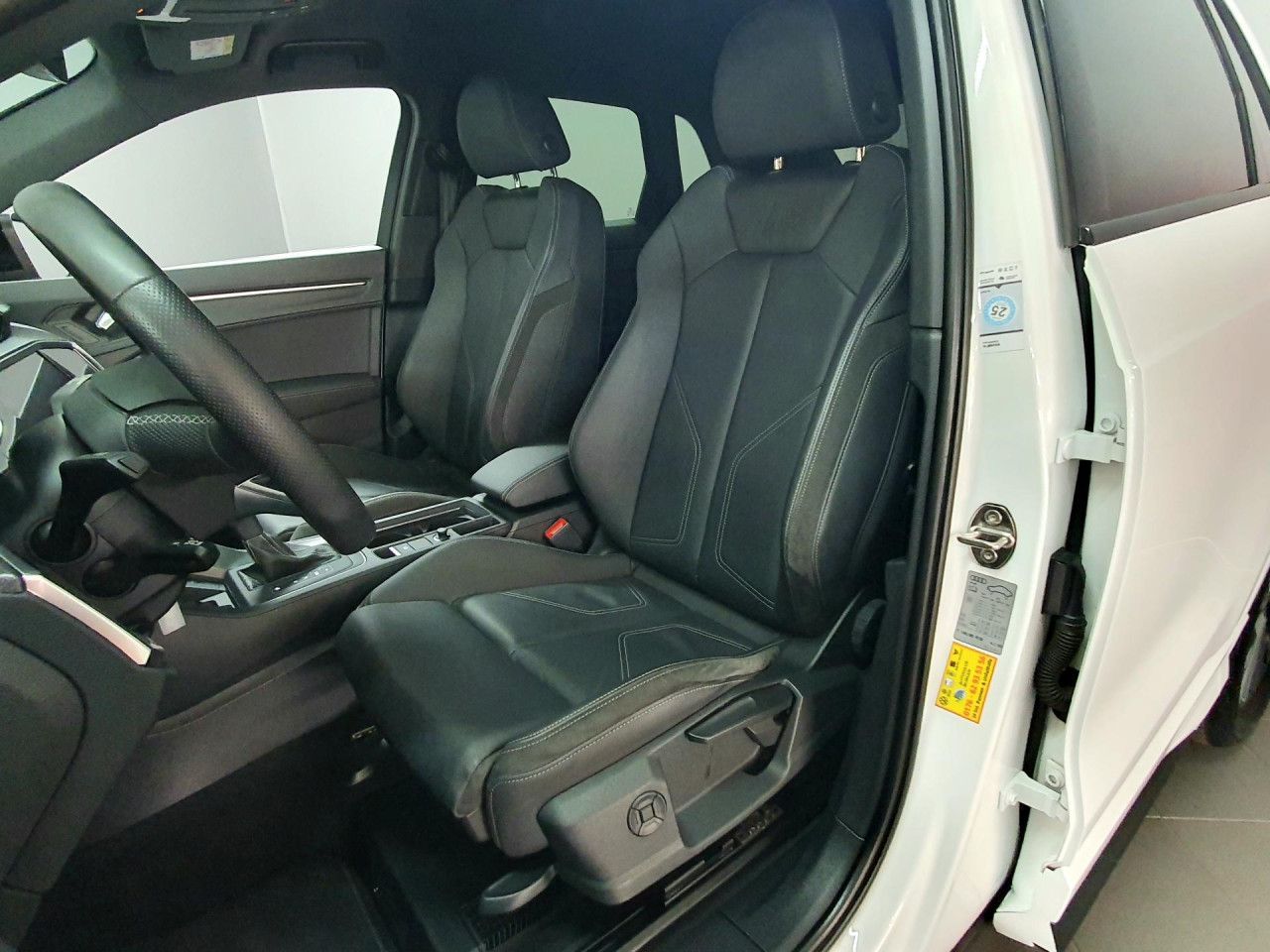 Audi Q3 40 TDI quattro S tronic S line - Samsaru's Car Outlet