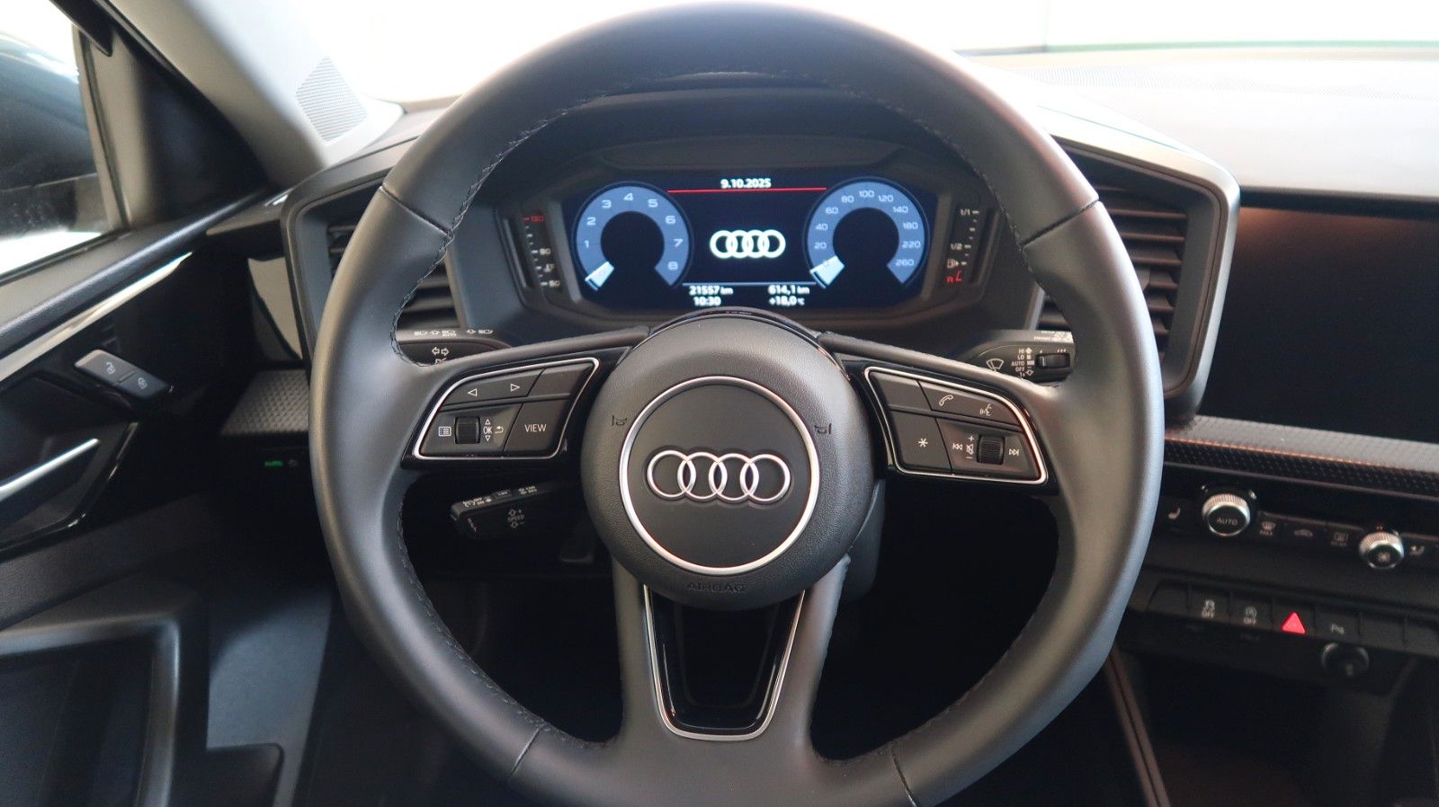 Audi A1 Sportback 1,0 TFSI advanced +RFK +APP+KlimaAT