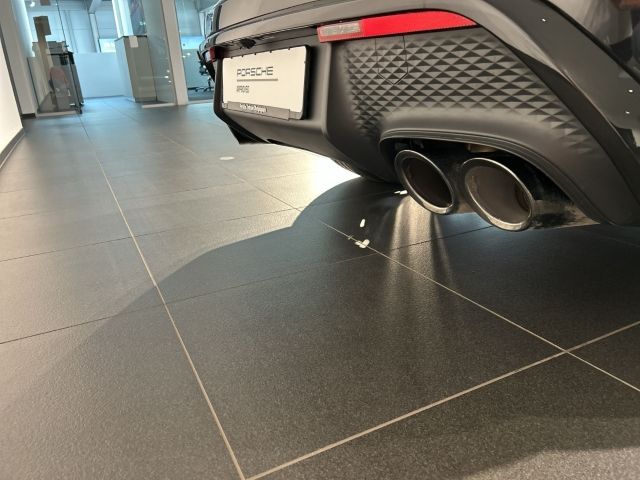 Porsche Macan T - Samsaru's Car Outlet