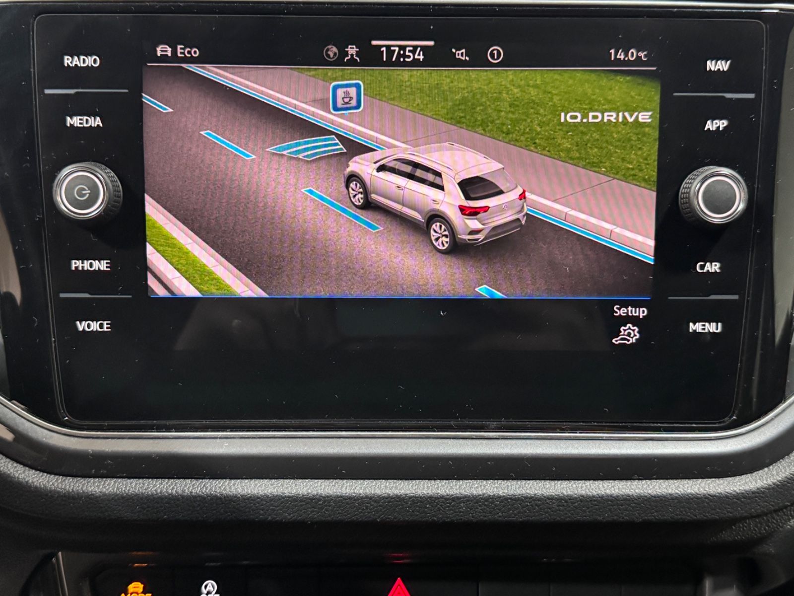 Volkswagen T-Roc Sport 1.5TSI DSG - Samsaru's Car Outlet