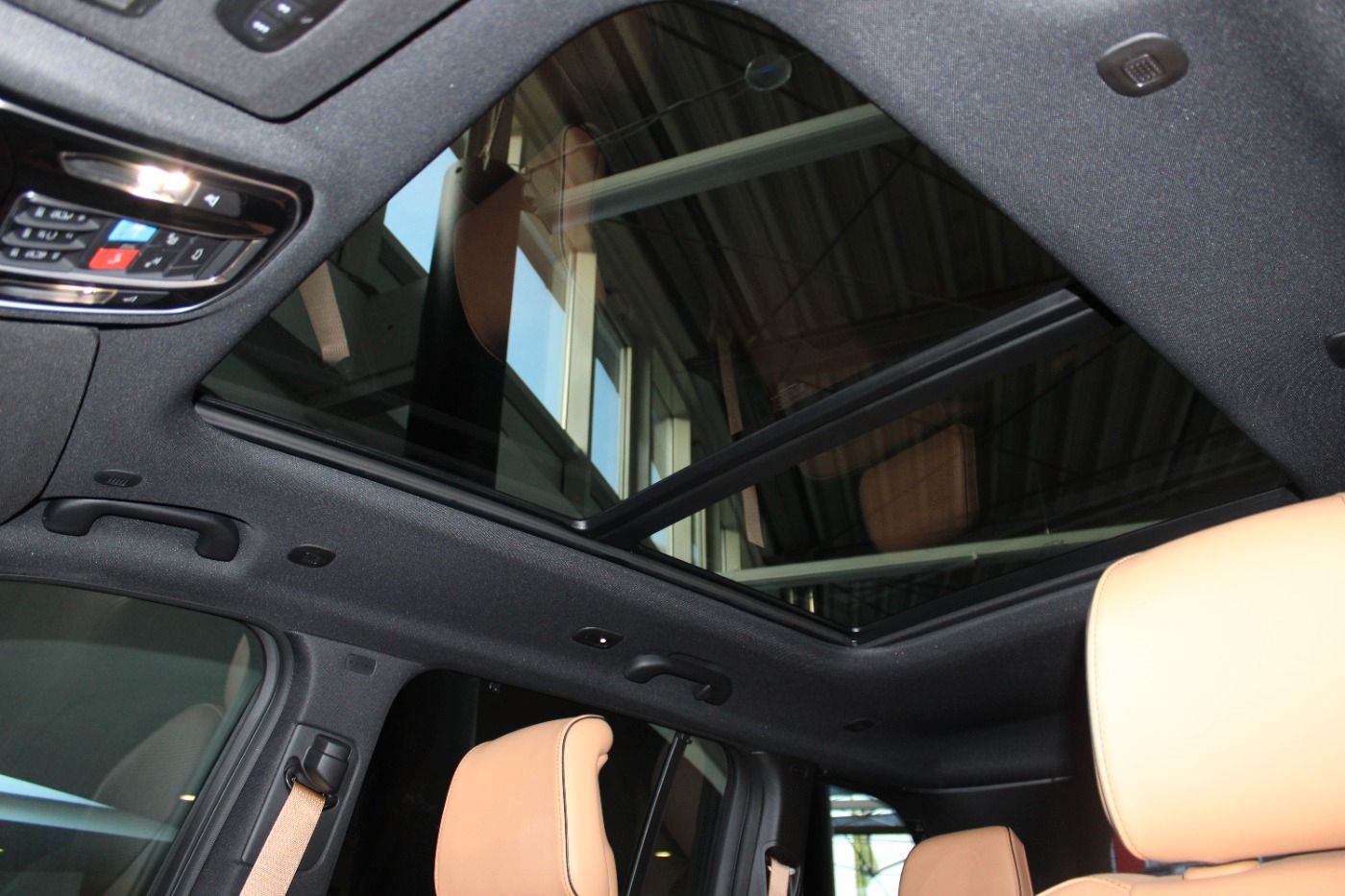 Jeep Grand Cherokee 5.7 L V8 Hemi 360° Kamera