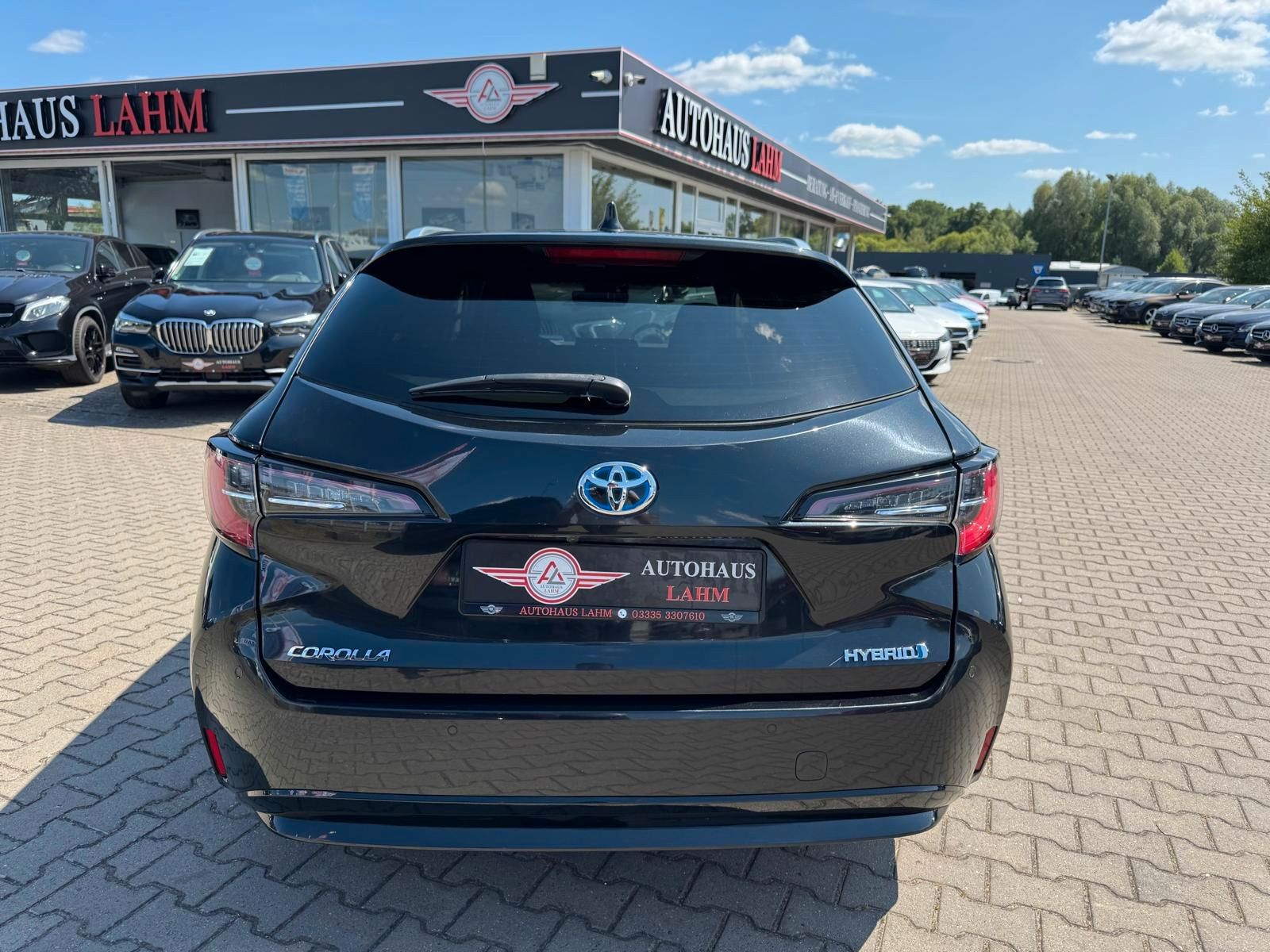 Toyota Corolla Touring Sports Hybrid Business Edition - Samsaru's Car Outlet