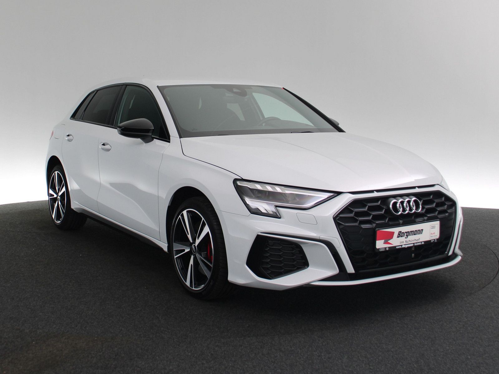 Audi A3 Sportback 45 TFSI e S line - Samsaru's Car Outlet
