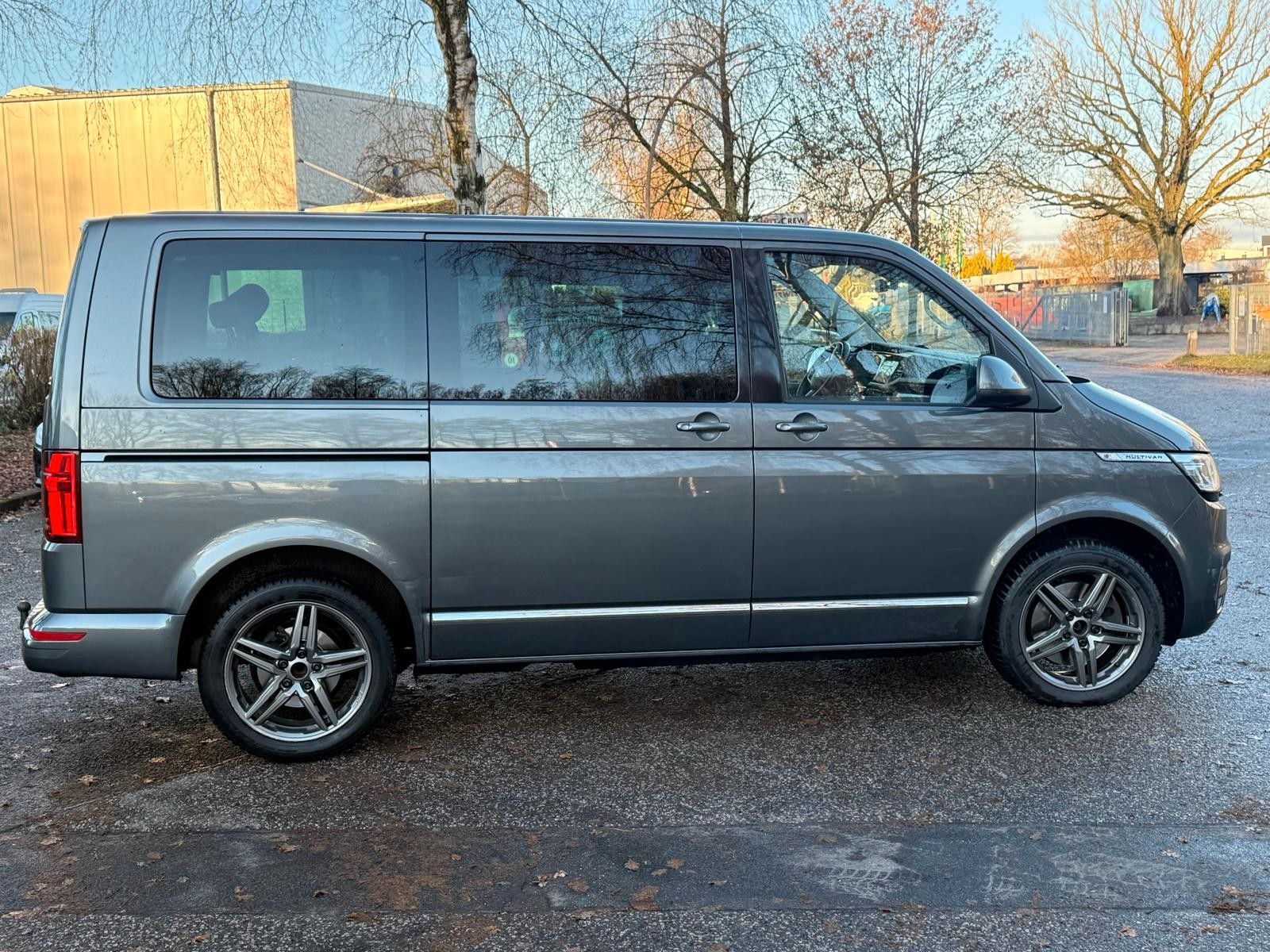 Volkswagen T6 Multivan - Samsaru's Car Outlet