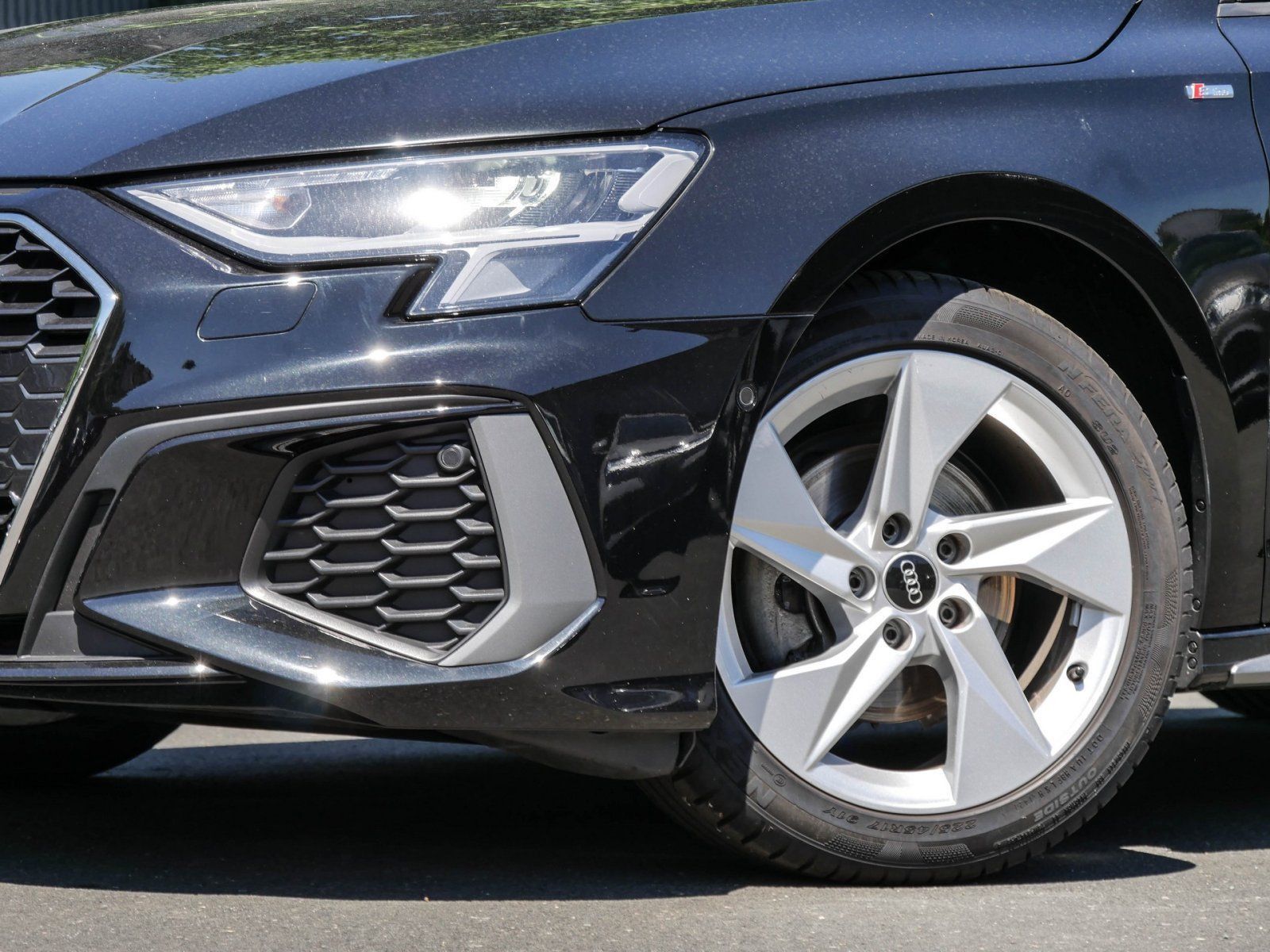 Audi A3 Limousine 30 TDI S tronic S-Line - Samsaru's Car Outlet