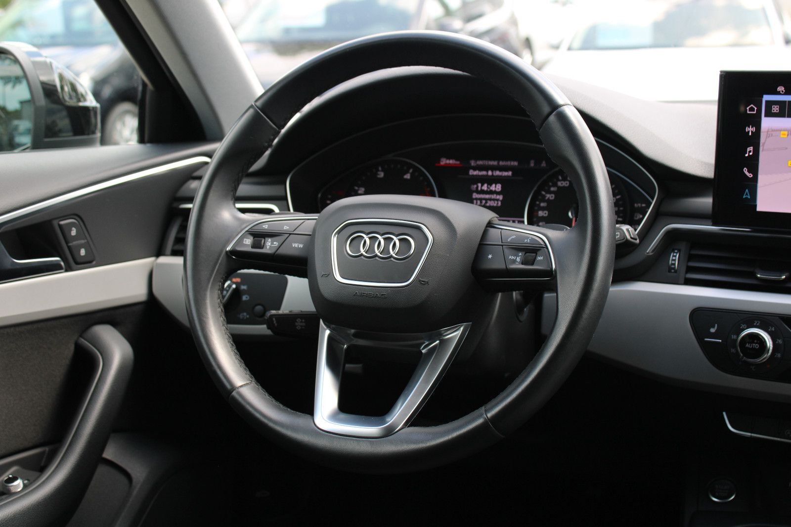 Audi A4 Avant 35 TDI S-Tronic - Samsaru's Car Outlet