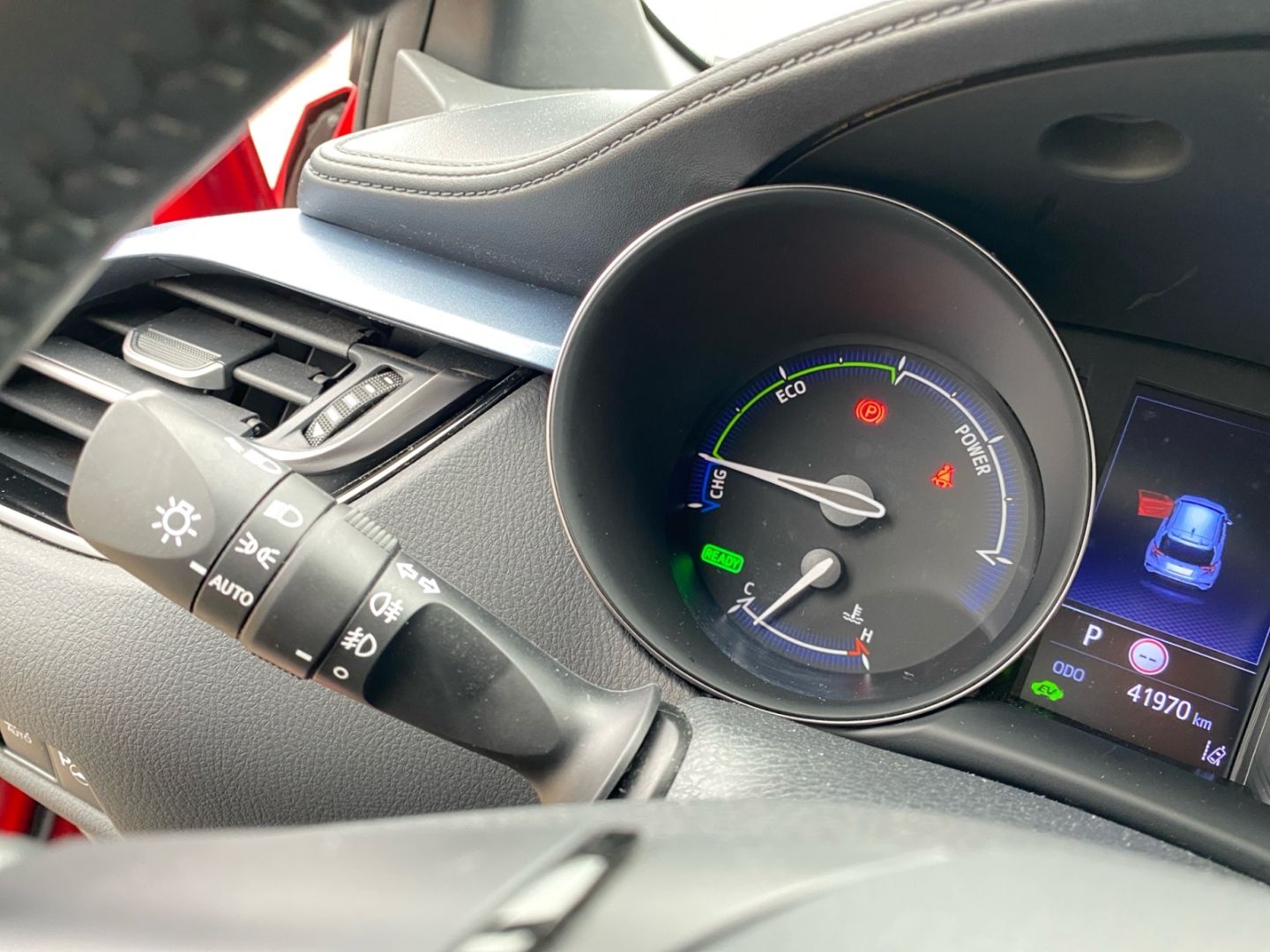 Toyota C-HR 2.0 Hybrid Team D *LED*ACC*Navi*CarPlay*CAM