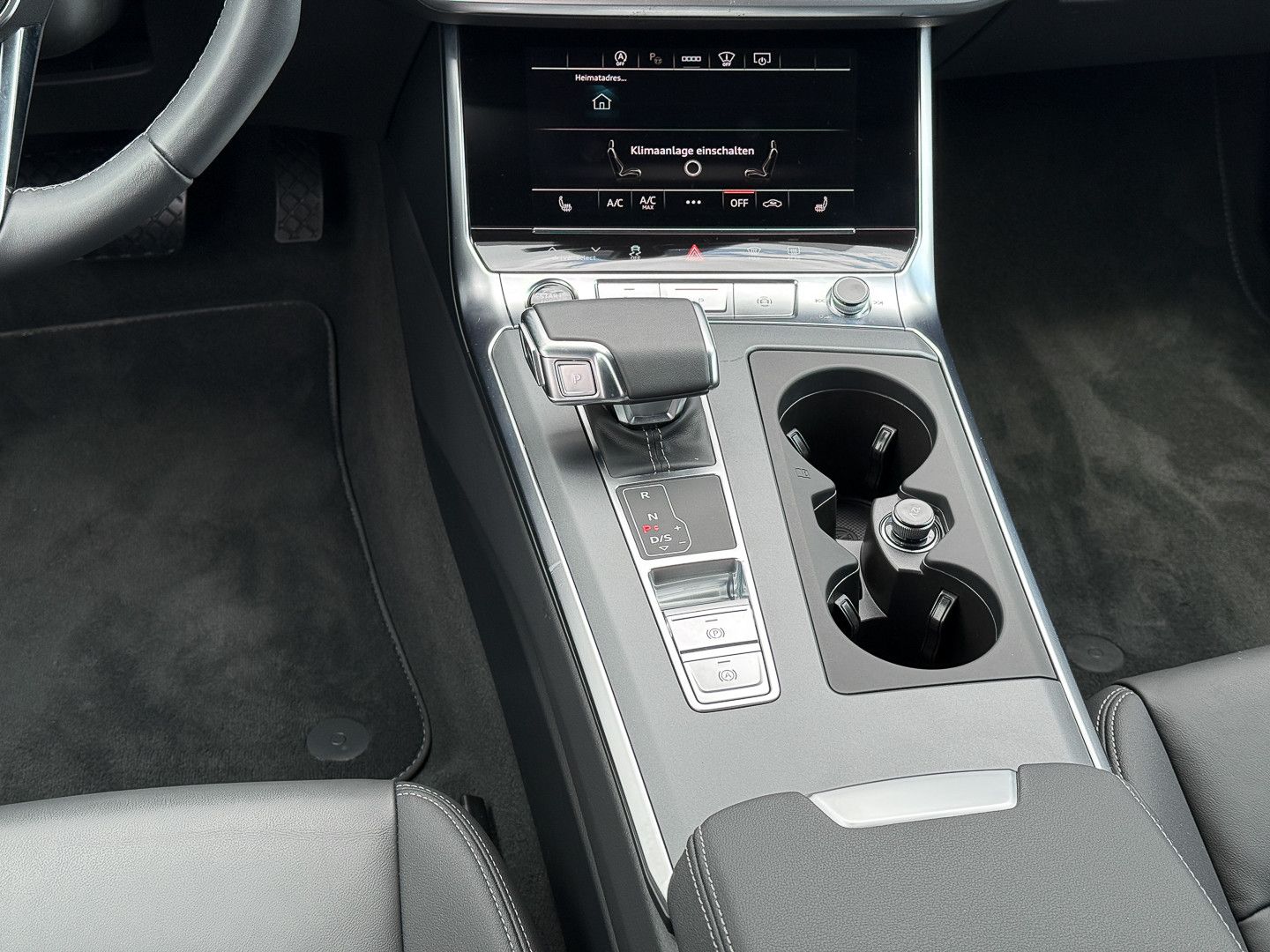 Audi A6 Avant 40 TDI S line - Samsaru's Car Outlet