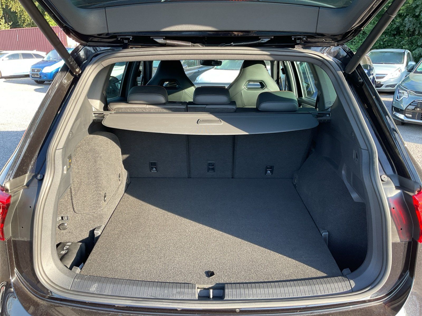 Seat Tarraco 1.4 e-Hybrid FR AHK LED NAVI PANO 4xSHZ
