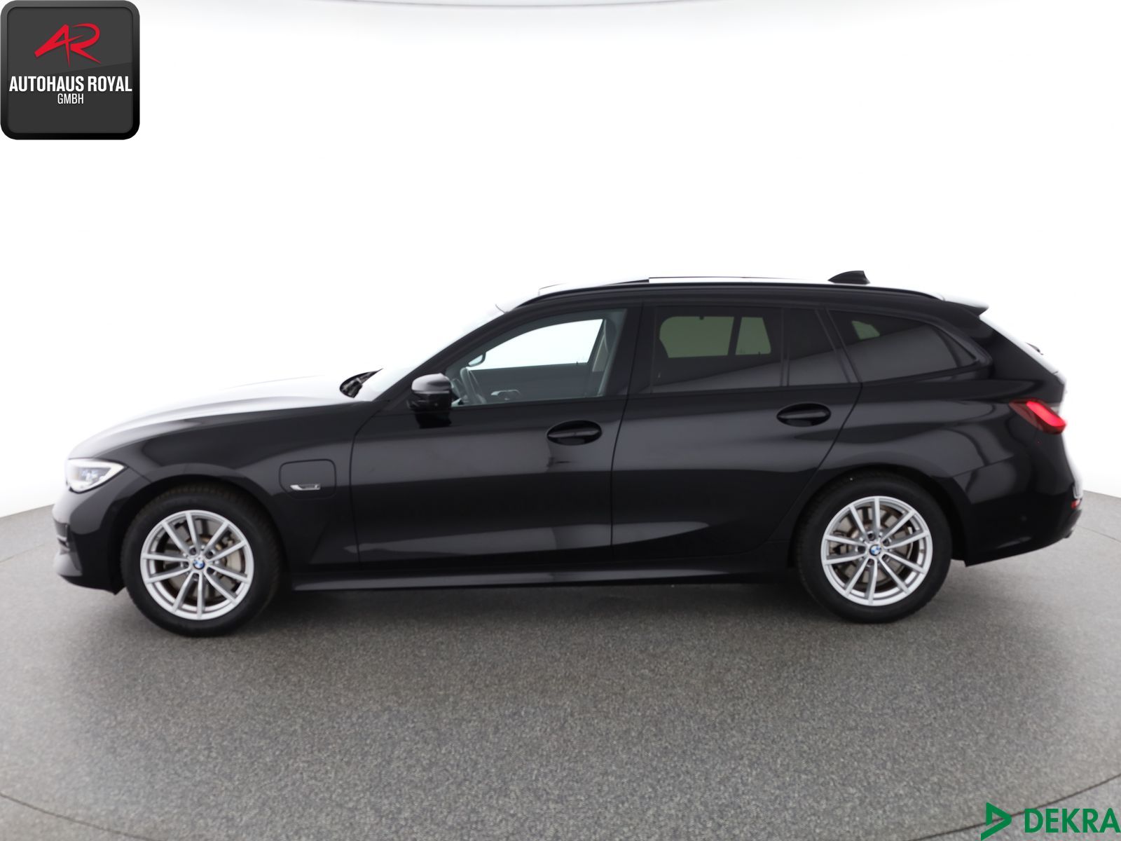 BMW 330 e T xDrive SPORTLINE - Samsaru's Car Outlet