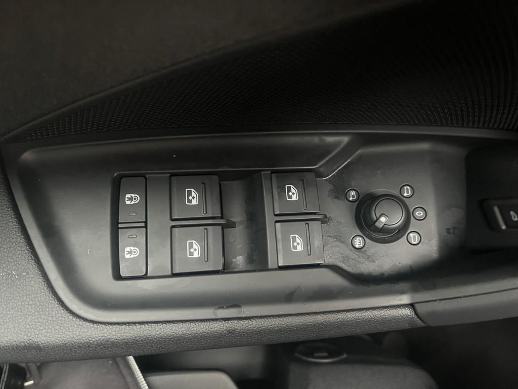 Audi A3 30 TFSI Limousine advanced LED/MMI+/VIRT/ACC