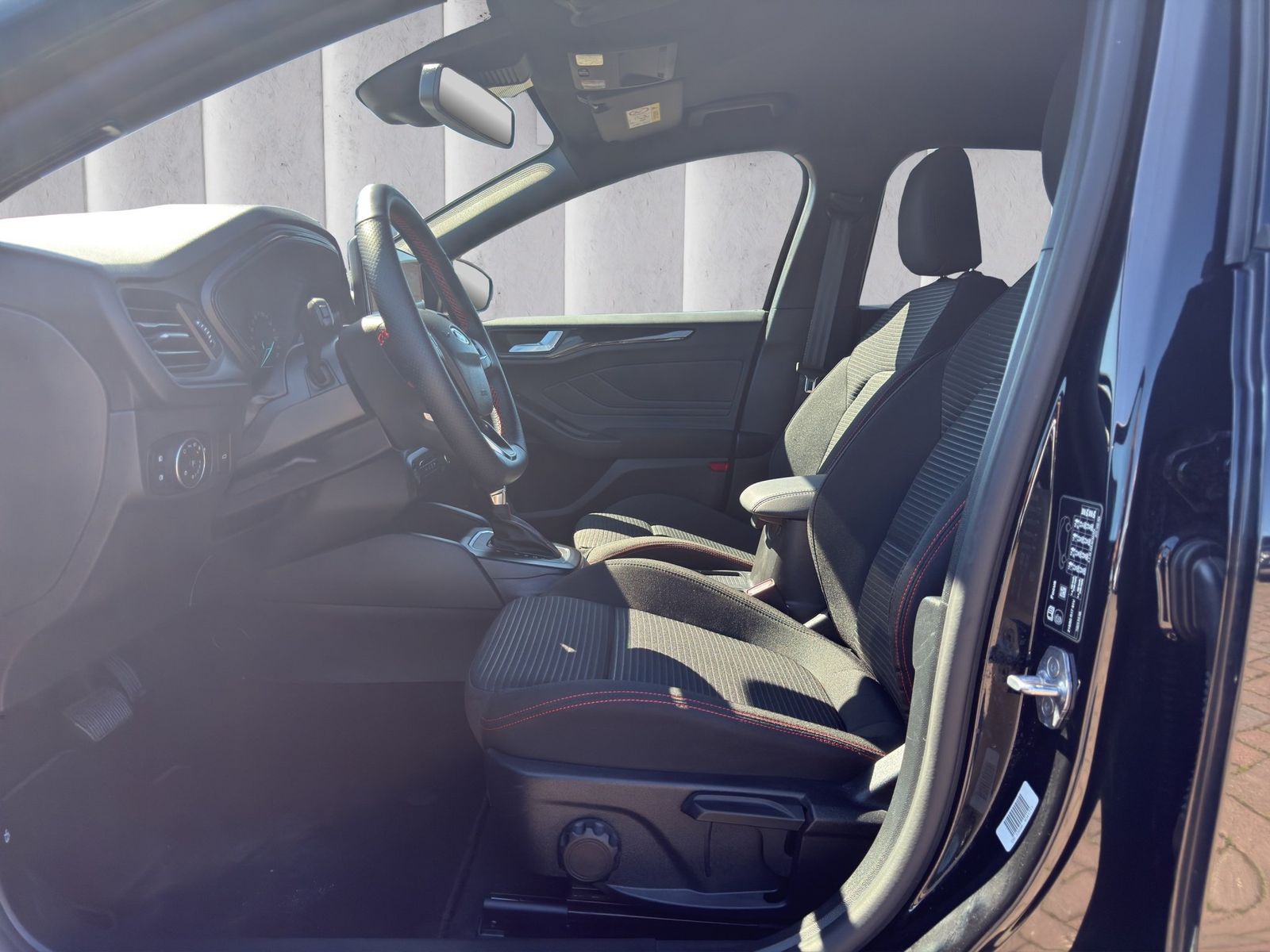 Ford Focus ST-Line Turnier Aut.*ACC*KAM*NAVI*LED*WINT