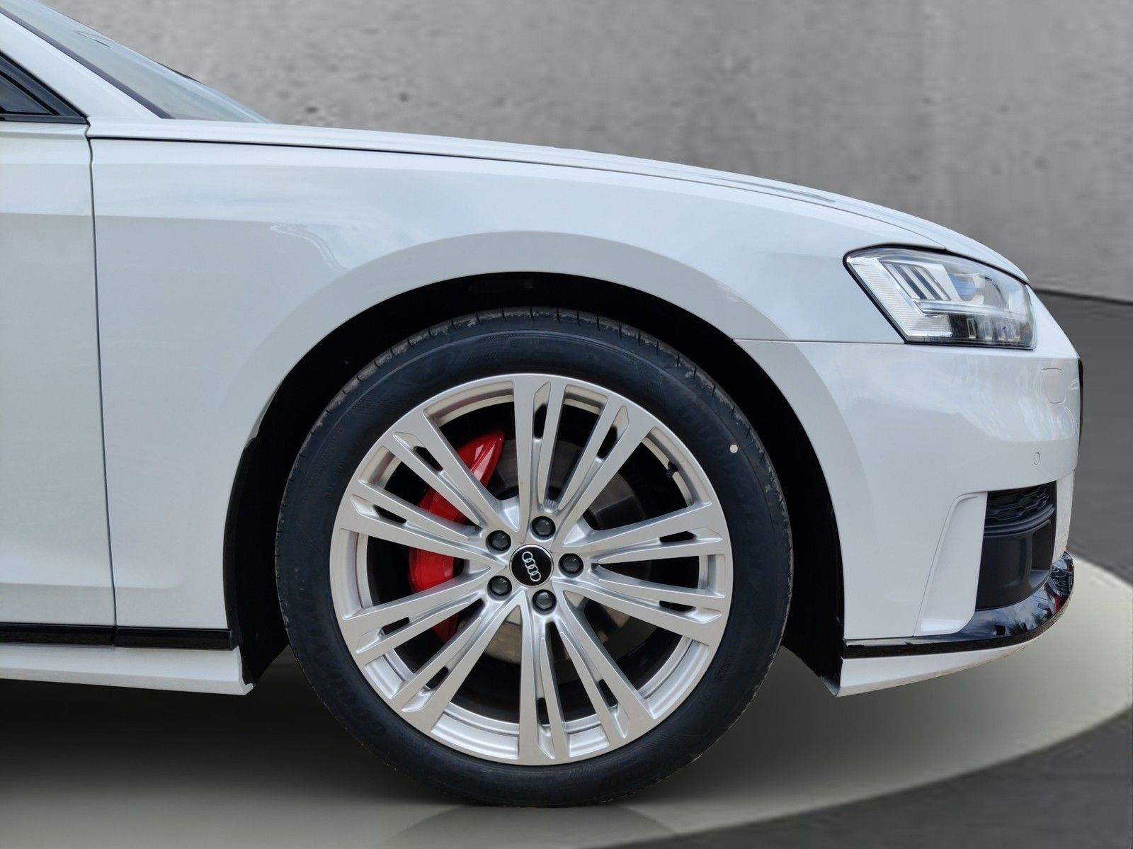 Audi A8 50 TDI L quattro - Samsaru's Car Outlet