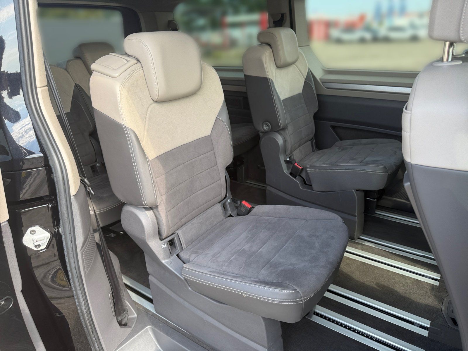 Volkswagen T7 Multivan Life 1.4 TSI PHEV lang DSG ACC DCC