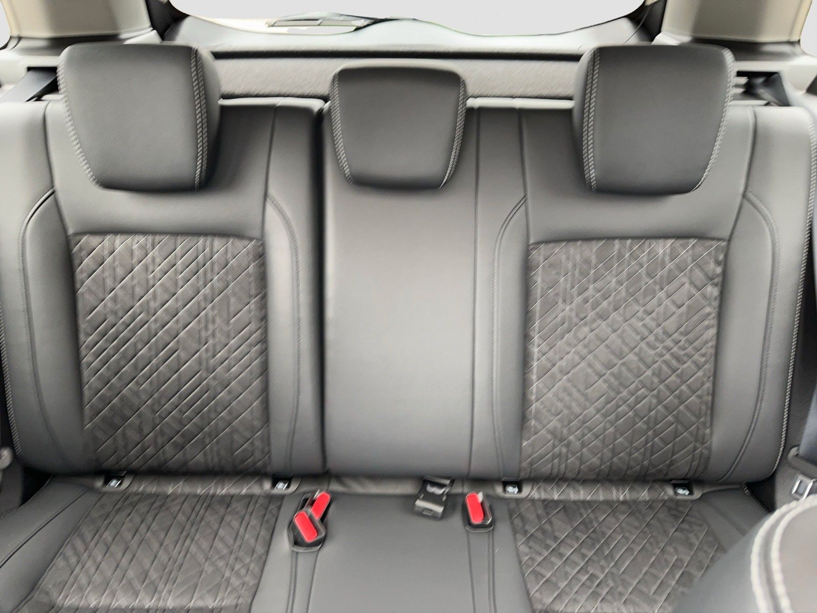 Suzuki Vitara 1.4 Mild-Hybrid Comfort+ - Samsaru's Car Outlet