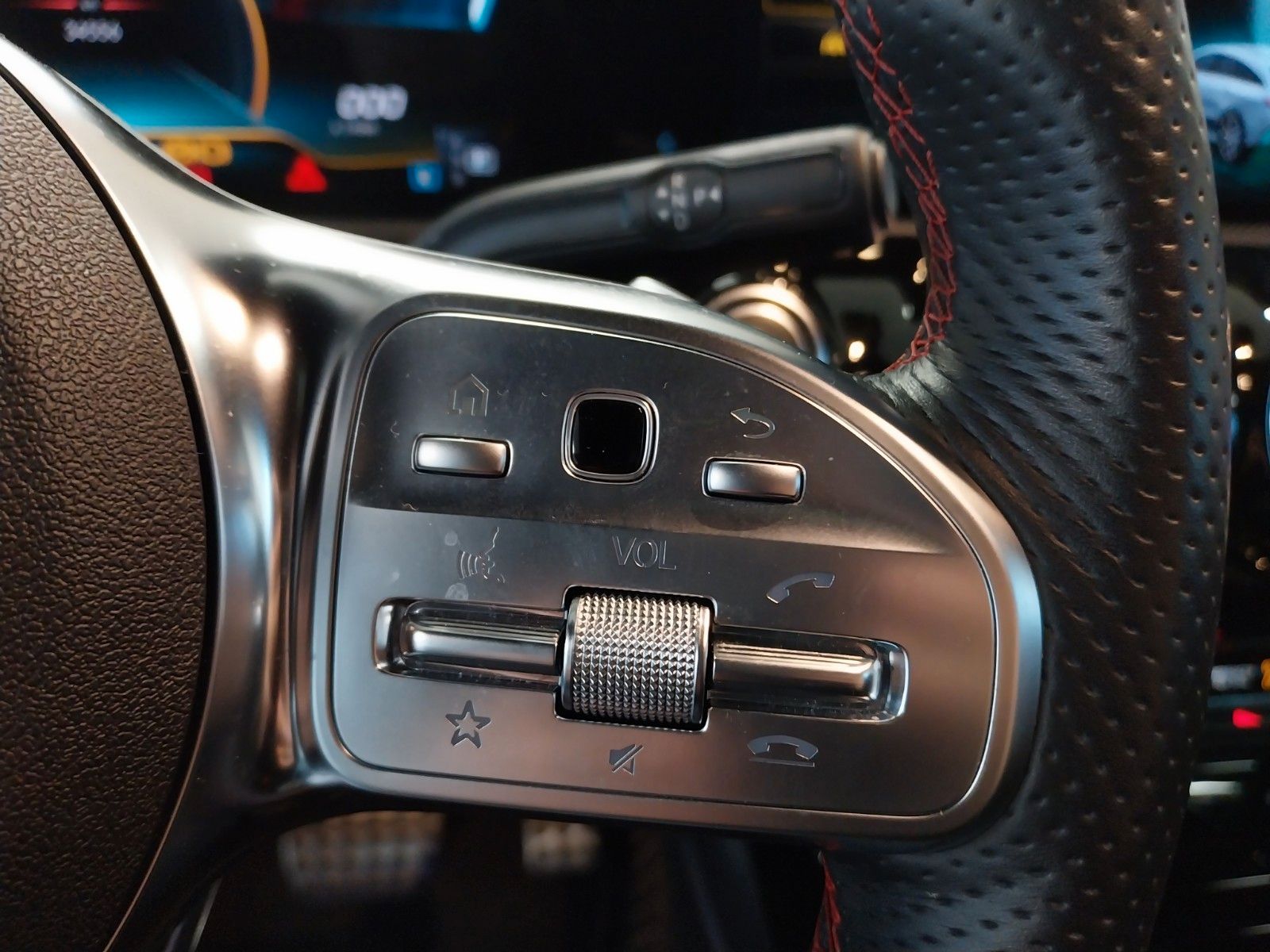Mercedes-Benz CLA 35 AMG 4Matic - Samsaru's Car Outlet