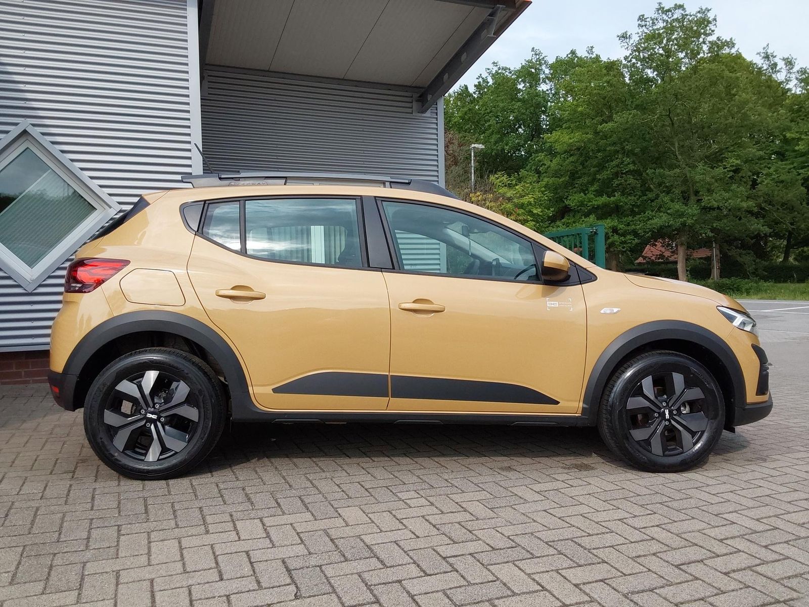 Dacia Sandero Stepway 1.0 TCe 90 CVT Expression APP...