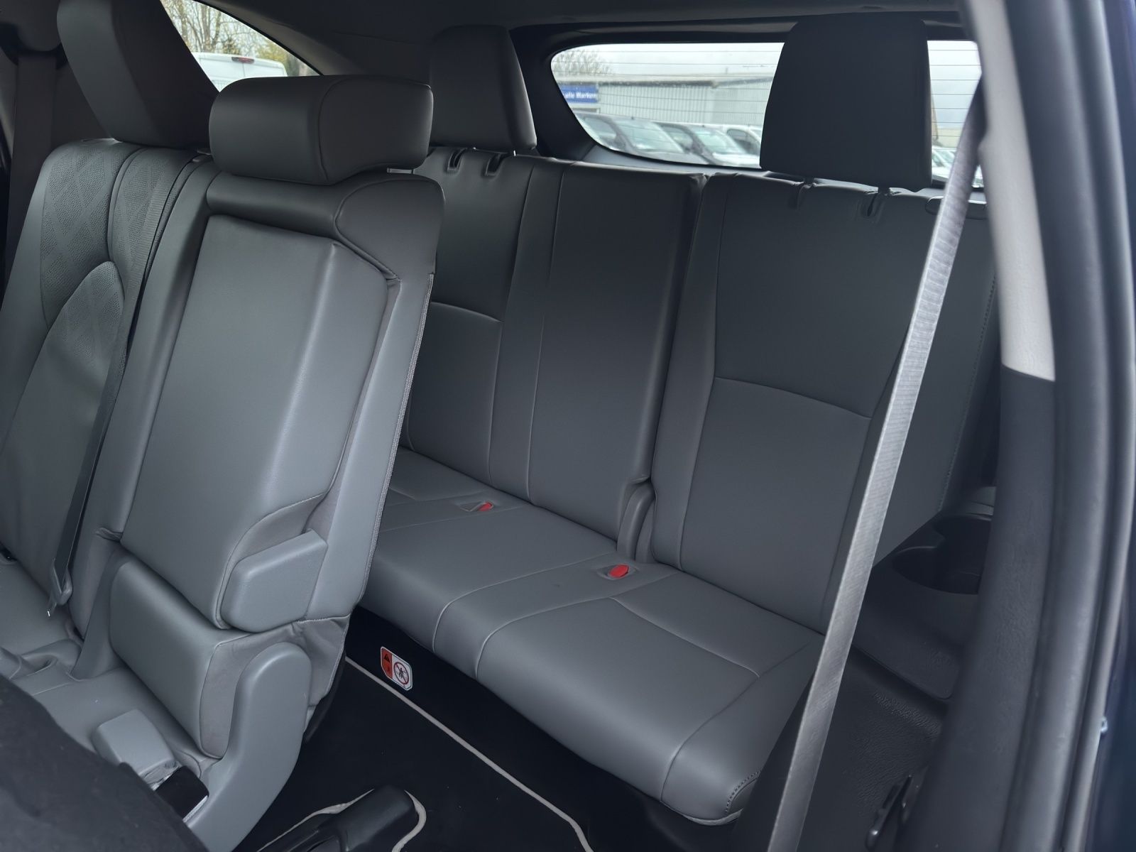 Toyota Highlander Hybrid Luxury 7 SITZER+LEDER+AHK+JBL