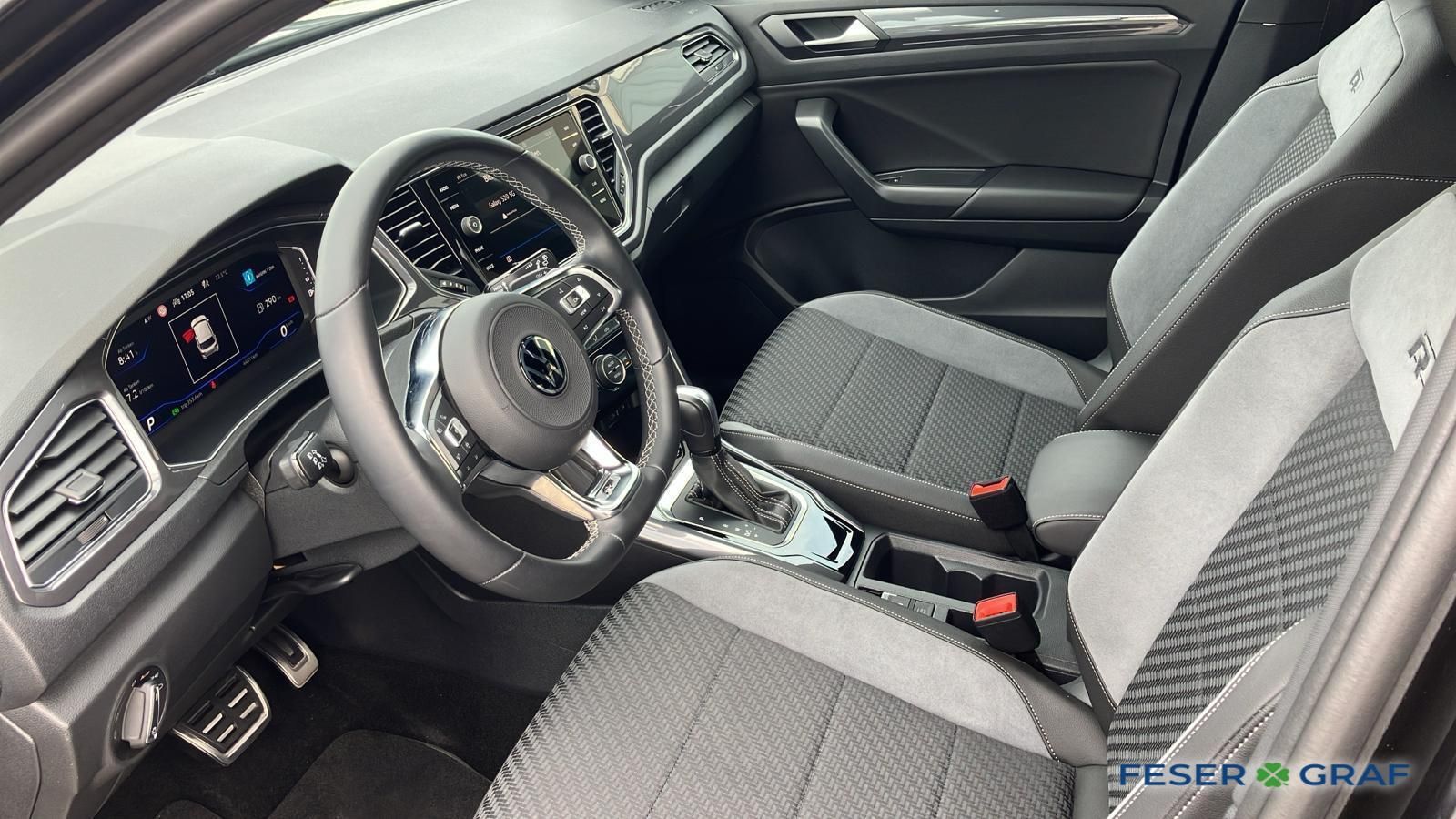 Volkswagen T-Roc 1.5 TSI DSG Sport R-Line - Samsaru's Car Outlet