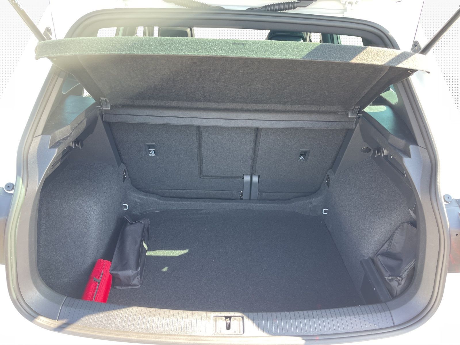 Volkswagen Tiguan Life 1.5 TSI - Samsaru's Car Outlet