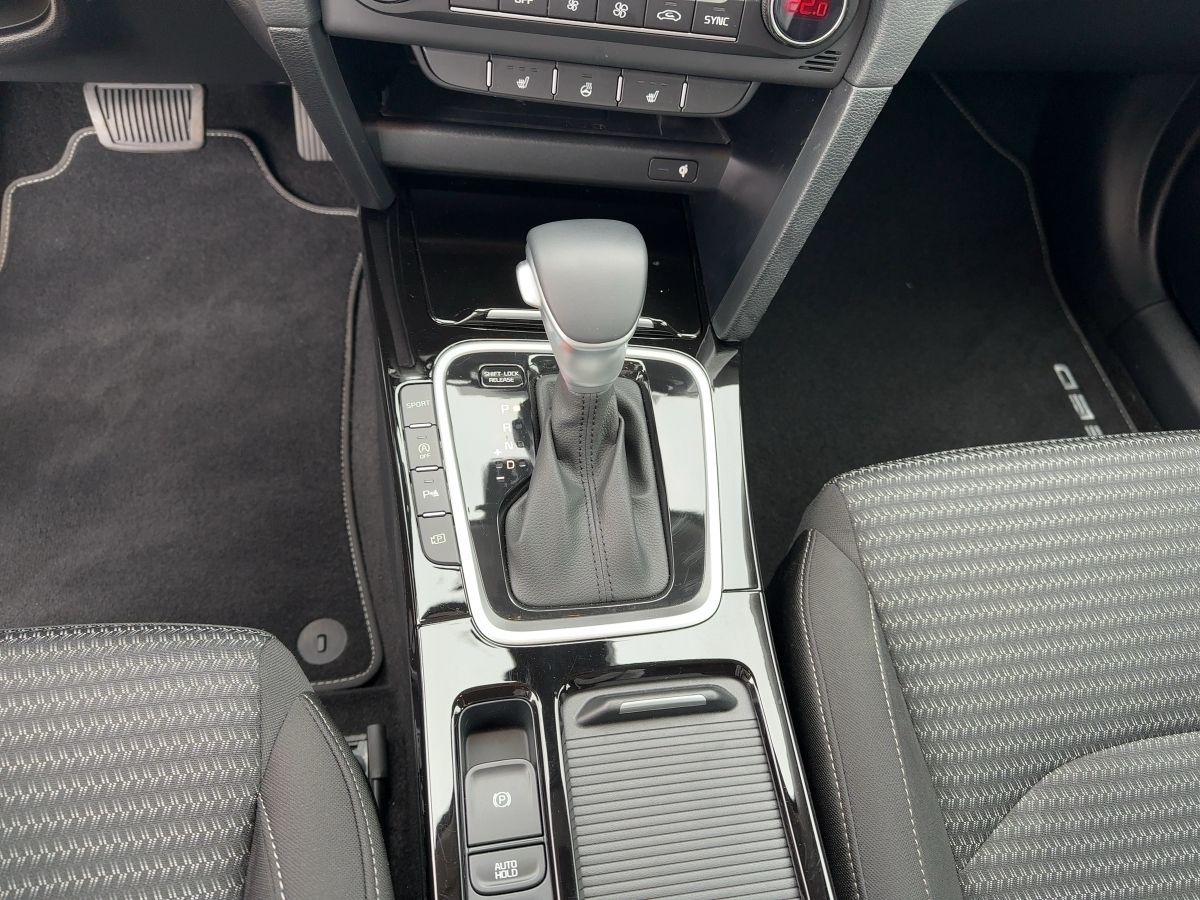 Kia cee'd Spirit 1.5T - Samsaru's Car Outlet