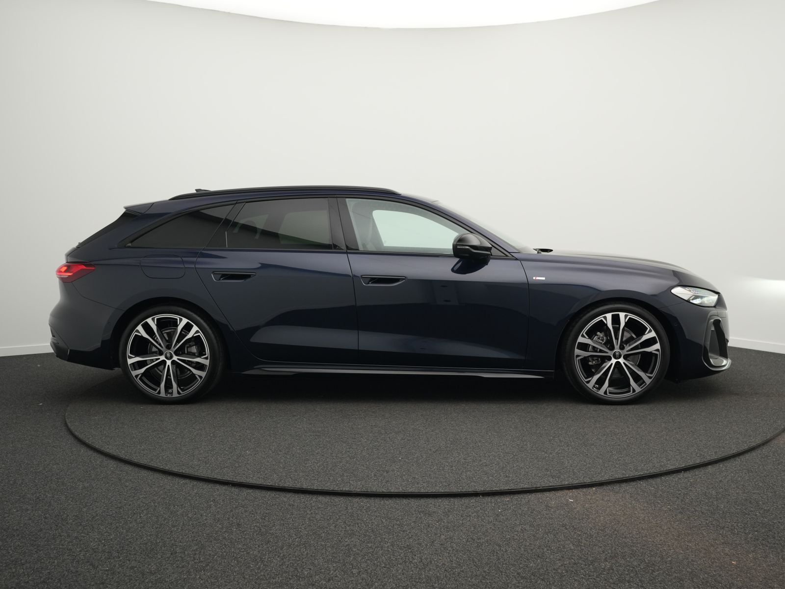 Audi A5 Avant TFSI qu. 2x S line *AHK*PANO*HdUp*20''*