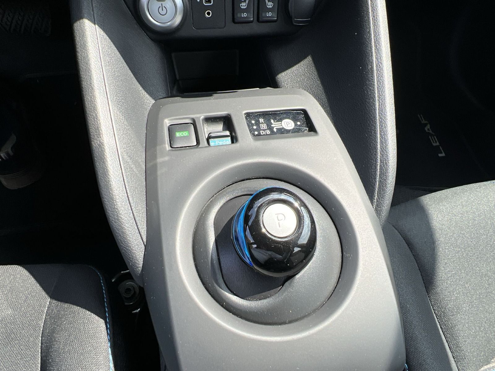Nissan Leaf Acenta - Samsaru's Car Outlet