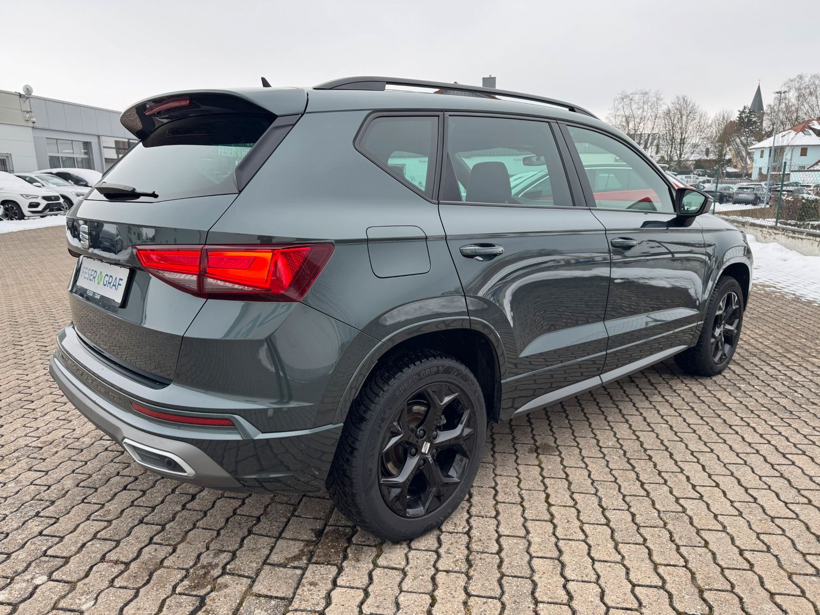 Seat Ateca FR 2.0 TSI DSG 4Drive ACC AHK PANO