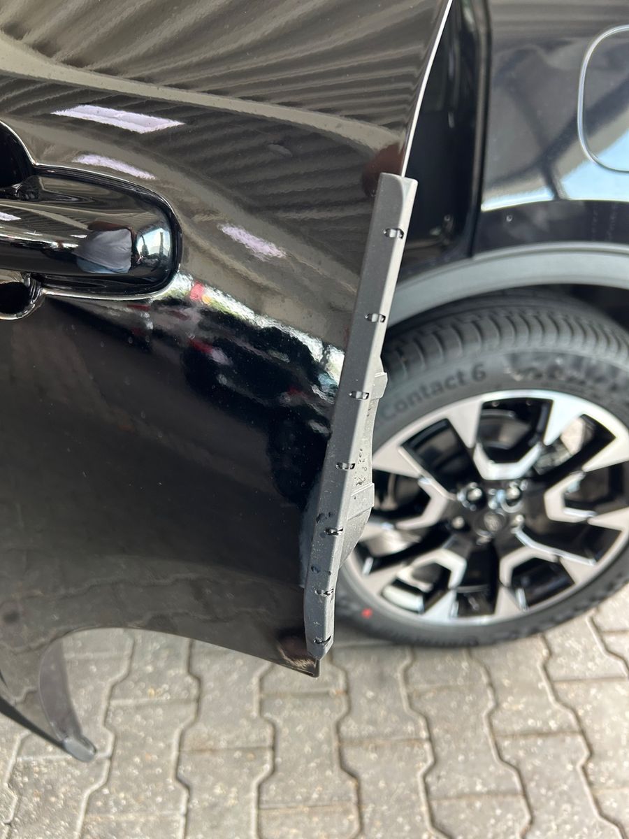 Ford Kuga Hybrid Active X AWD - Samsaru's Car Outlet