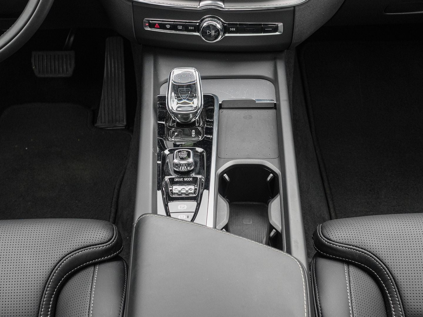 Volvo XC60 Inscription Recharge Plug-In Hybrid AWD T8