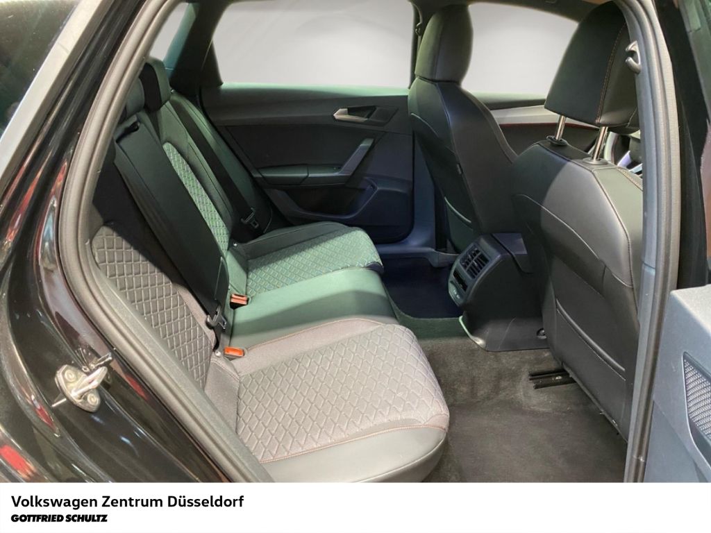 Seat Leon ST 2.0 TDI DSG AHK Navi Kamera Sitzheiz