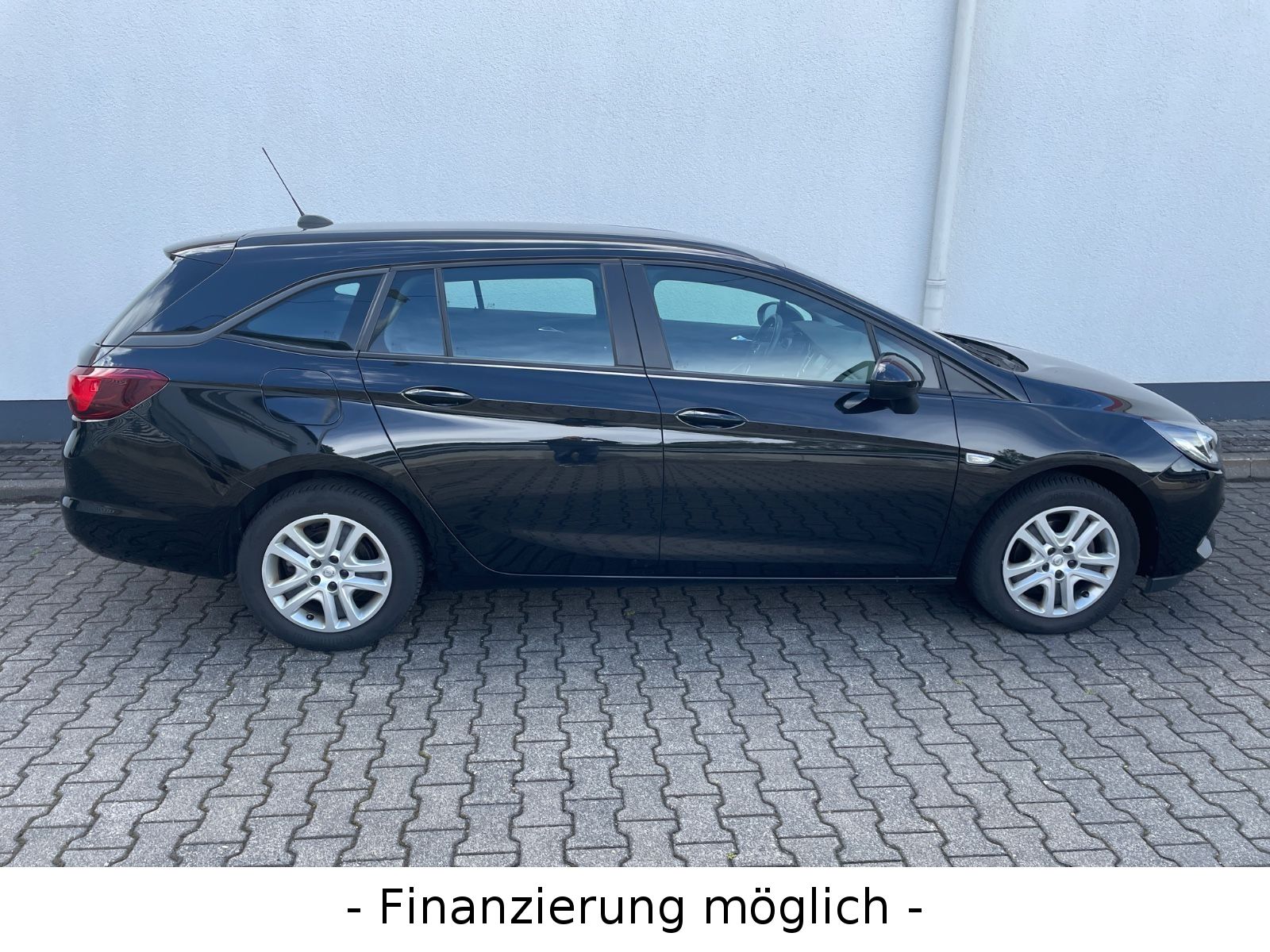 Opel Astra K 1.5 D Sports Tourer Edition - Samsaru's Car Outlet