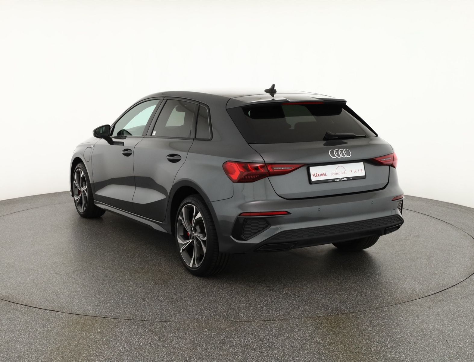 Audi A3 SB 35 TDI S-Tronic S-Line VC LED ACC B&O AHK