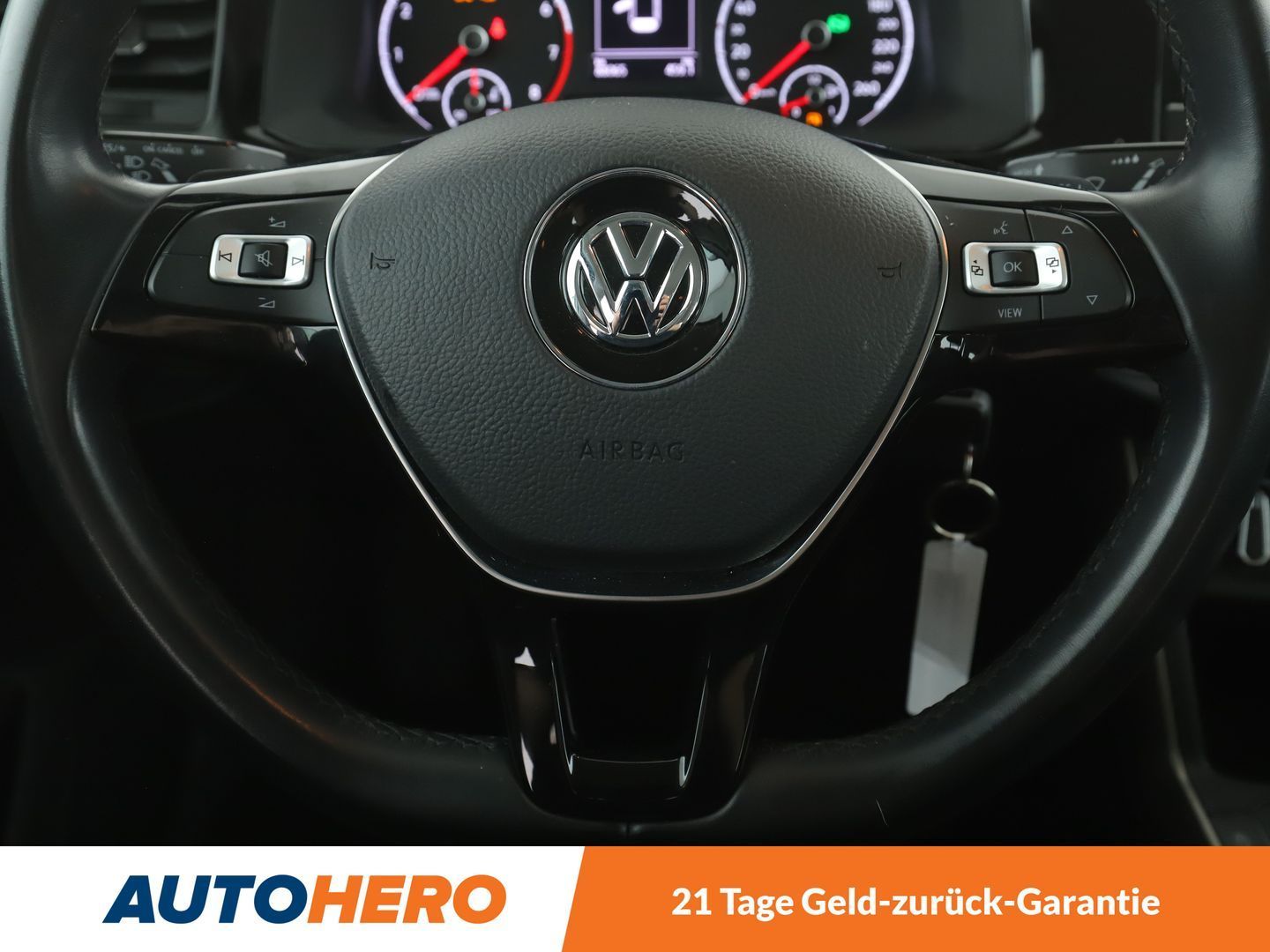 Volkswagen Polo 1.0 TSI Comfortline - Samsaru's Car Outlet