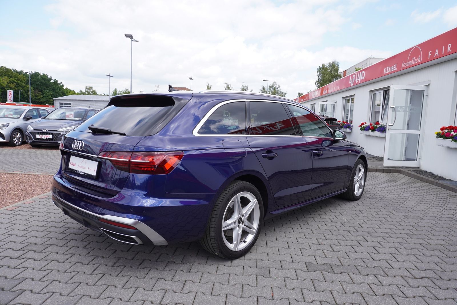 Audi A4 Avant 40 TDI S-Tronic S-Line - Samsaru's Car Outlet