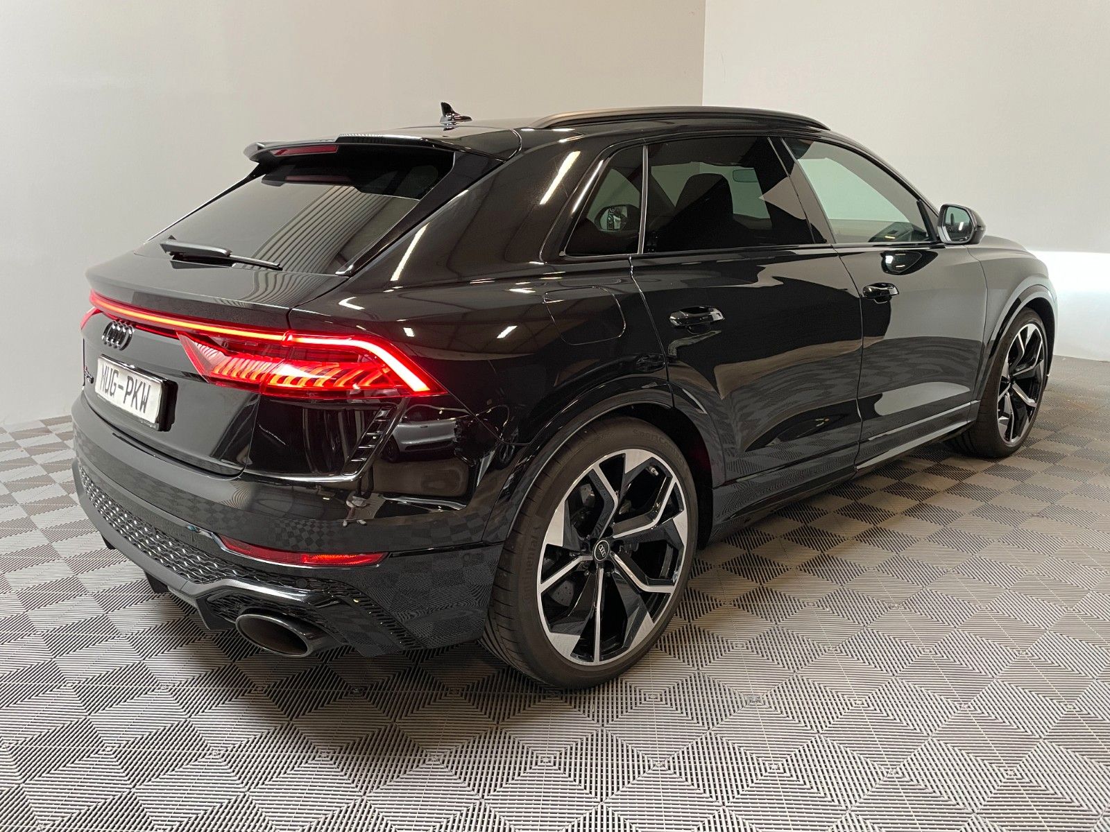 Audi RSQ8 4.0 TFSI quattro *Pano-Matrix-Keramik*
