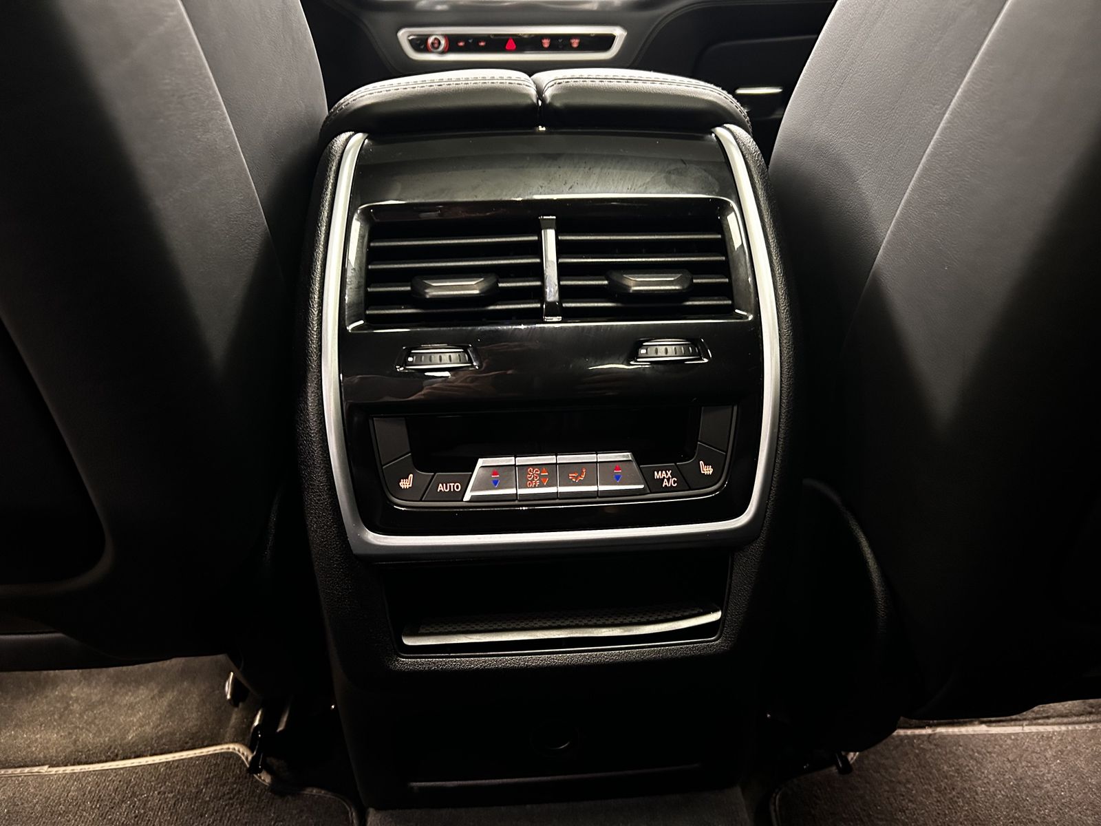 BMW X6 xDrive40d M Sportpaket Pro Pano. B&W AHK DAB