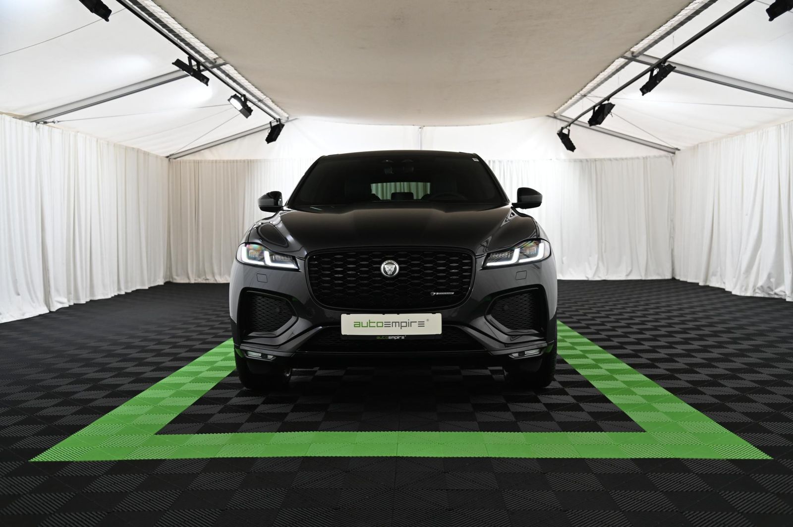 Jaguar F-Pace D200 AWD R-Dynamic SE NAVI/PANO/ACC/20