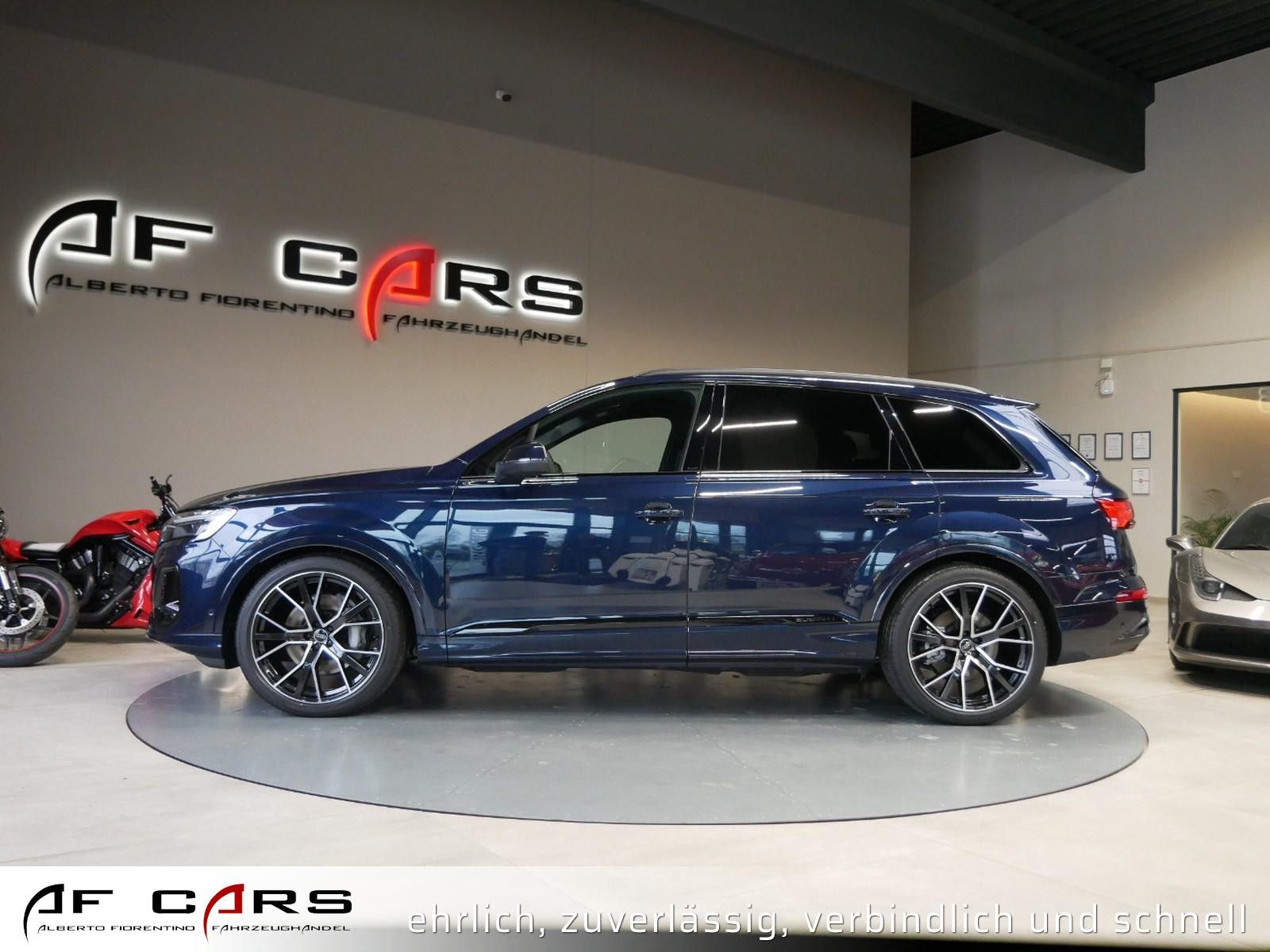 Audi Q7 50 TDI quattro S line S Sport 7 Seat Matrix