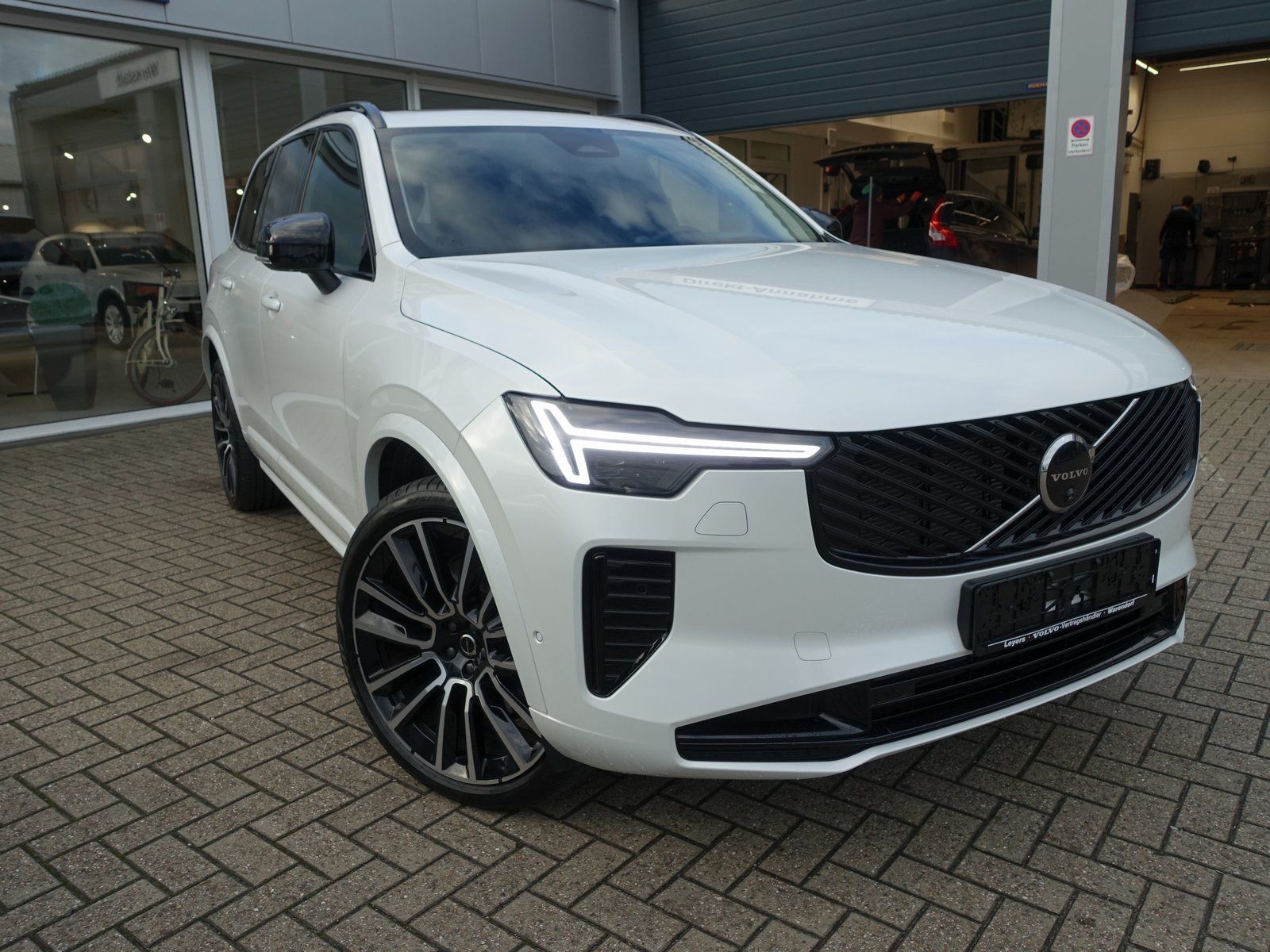 Volvo XC90 Ultra Dark T8 AWD PANO/B&W/FOUR-C/360°KAM