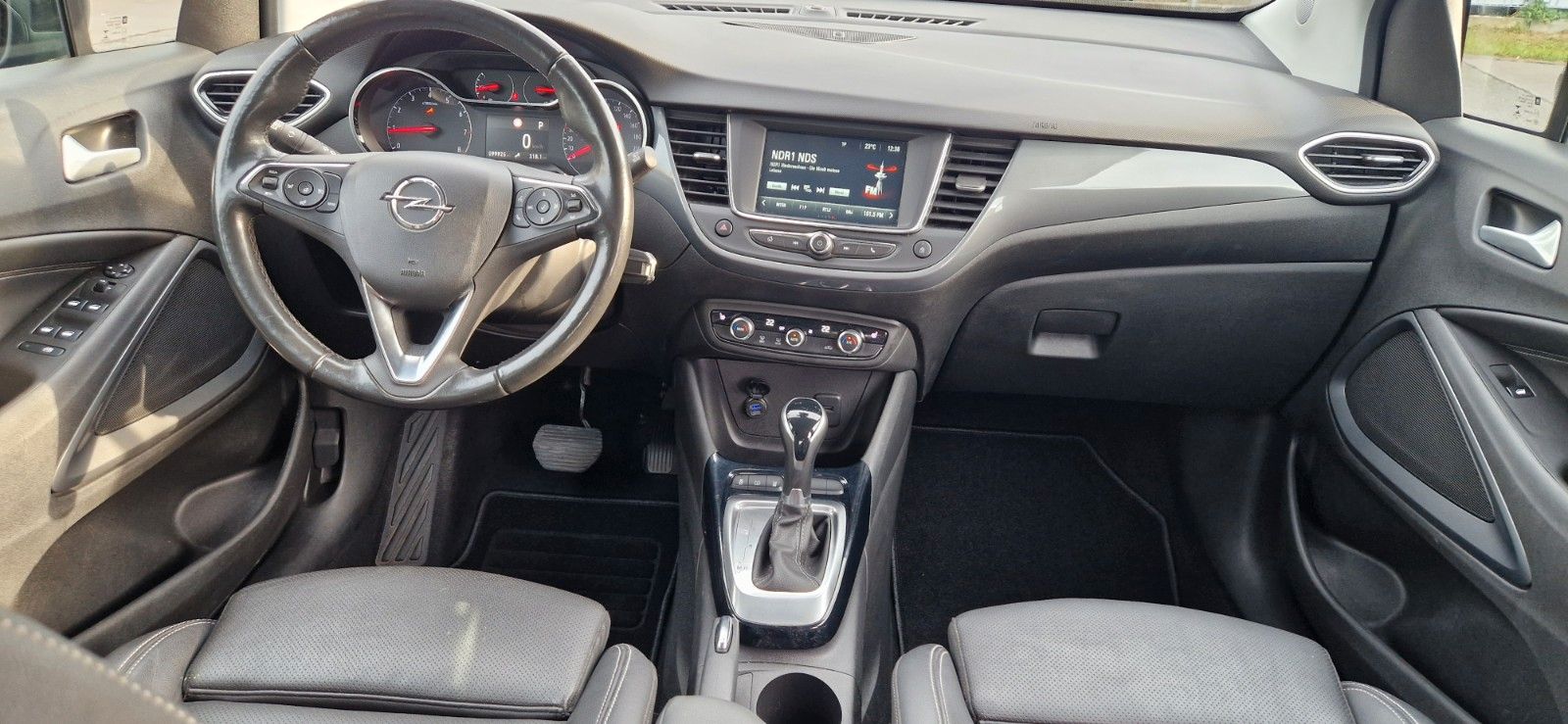 Opel Crossland Elegance Diesel - Samsaru's Car Outlet