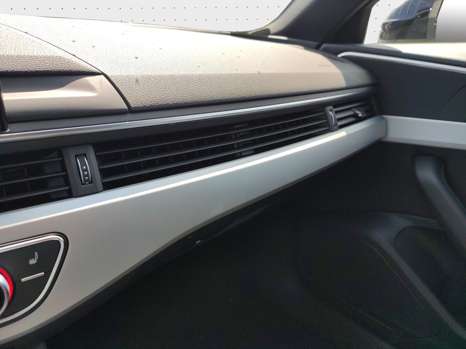 Audi A4 Avant Advanced 40 TFSI - Samsaru's Car Outlet