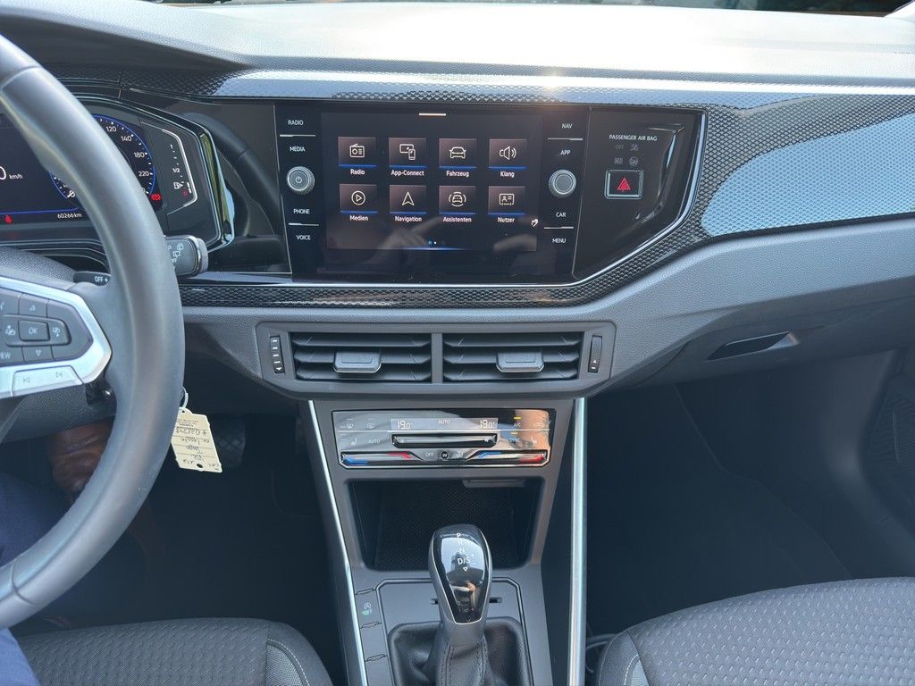 Volkswagen Taigo 1.0 TSI Life - Samsaru's Car Outlet