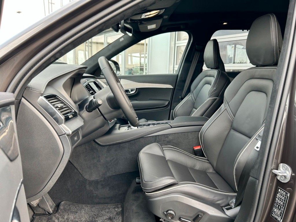 Volvo XC90 B5 D AWD Geartronic ULTIMATE BRIGHT-7Si-AHK