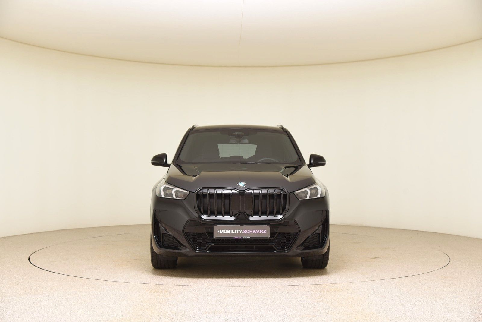 BMW X1 xDrive23d M Sportpaket - Samsaru's Car Outlet