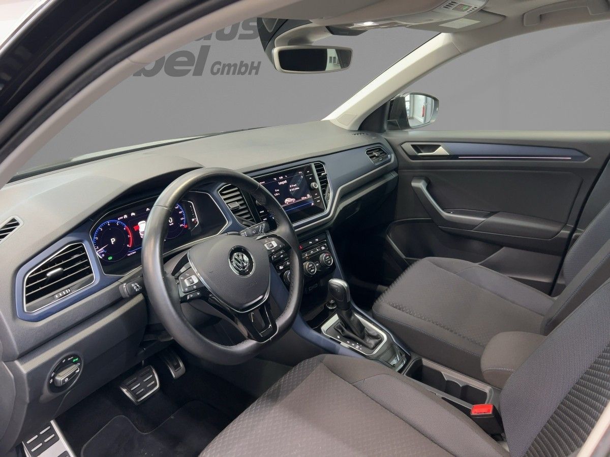 Volkswagen T-Roc 1.5 TSI DSG R-Line - Samsaru's Car Outlet