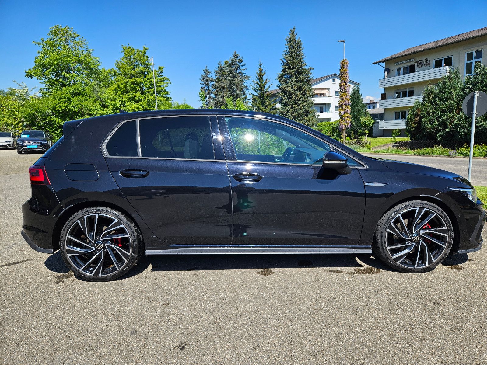 Volkswagen Golf VIII GTD - Samsaru's Car Outlet