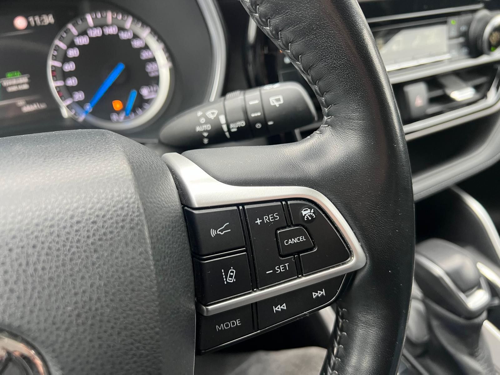 Toyota Highlander Hybrid Executive