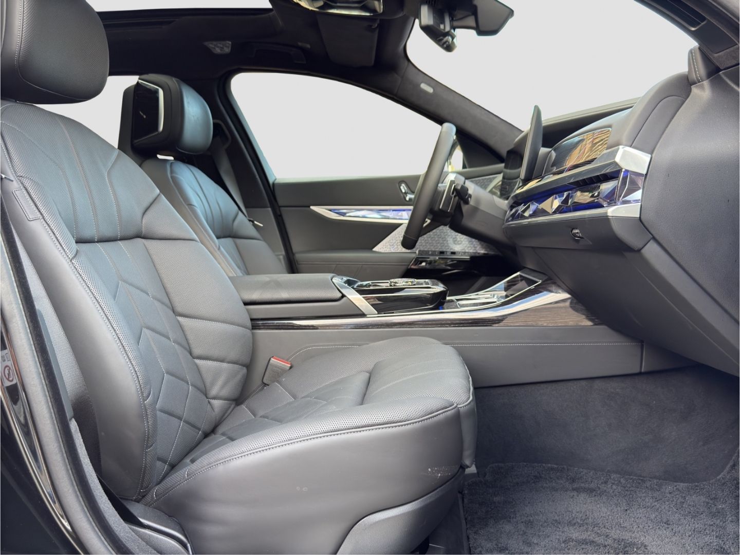 BMW 740 d xDrive M Sport Pro Monat 699 € NP 174t €